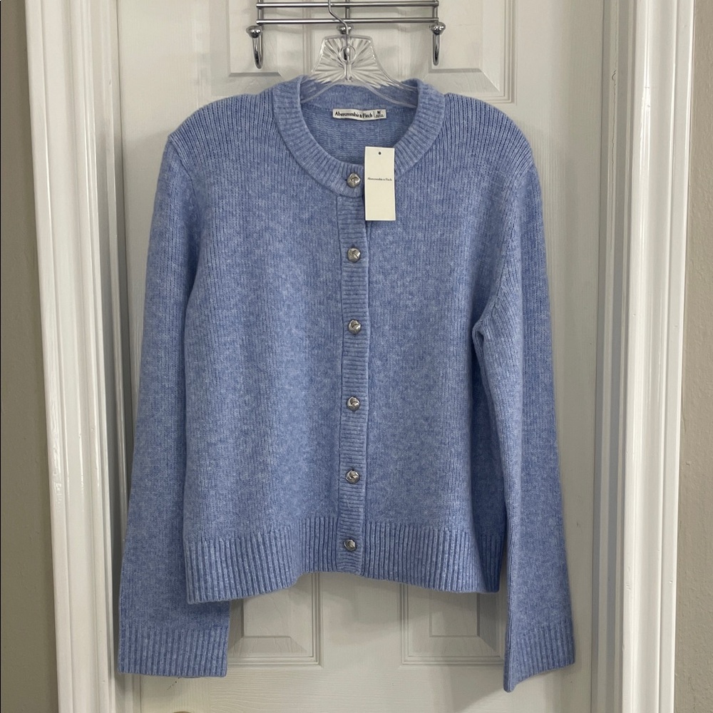 Abercrombie & Fitch Light Blue Women's Cardigan Size M NWT